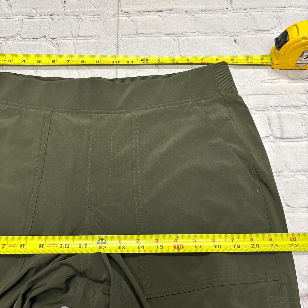 Athleta Brooklyn Mid Rise Ankle Utility Pants Size 14 Aspen Olive SP24 D132 -16 - Picture 3 of 16